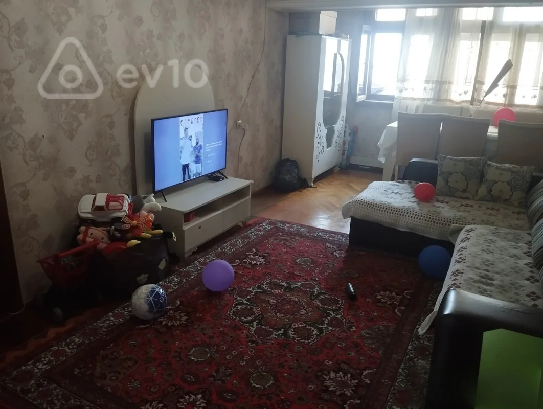 3 otaqlı mənzil, 90 m², Atatürk pr — Bakı