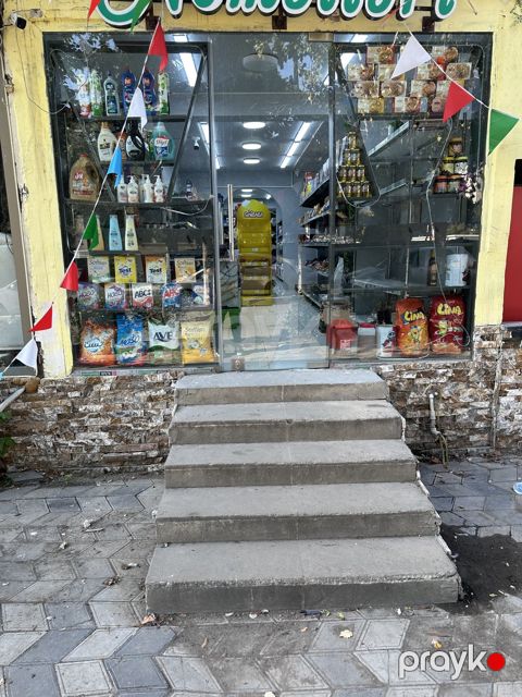 İcarəyə verilir obyekt 70 m² — Bakı