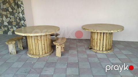 Masa və oturacaqlar — Bakı