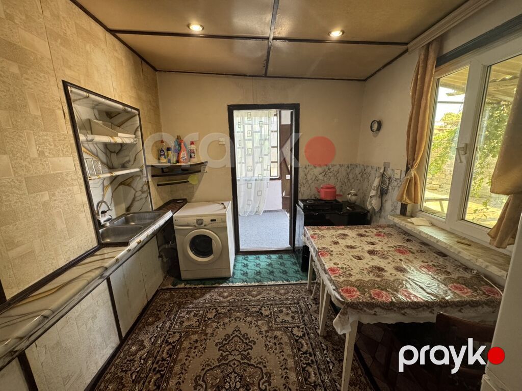 Həyətyanı sahəsi olan kiçik həyət evi - Daş hasarlı bağ sahəsi — Ev, villa, Digah (9)