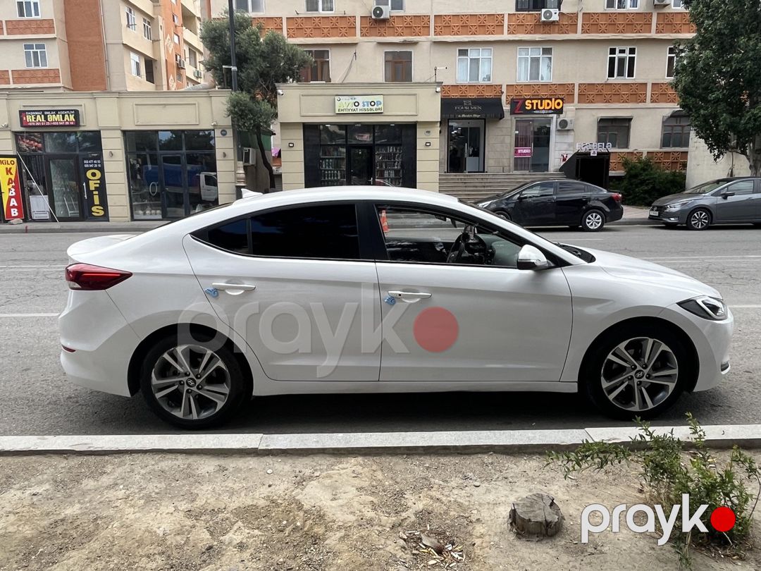 Hyundai Avante, 2017 il — Avtomobillər, Bakı (4)