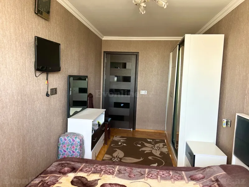 Satılır 3 otaqlı Mənzil Köhnə tikili 80 m² Bakı, Xətai r., Həzi Aslanov m., Həzi Aslanov — Mənzil, Bakı (4)