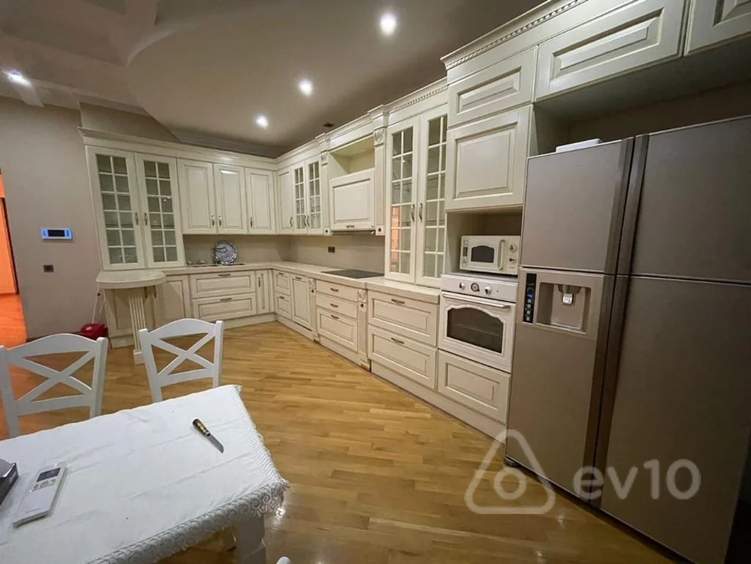 3 otaqlı mənzil, 201 m², Afiyəddin Cəlilov 90A Xetai Baku — kirayə — Mənzil, Bakı (2)