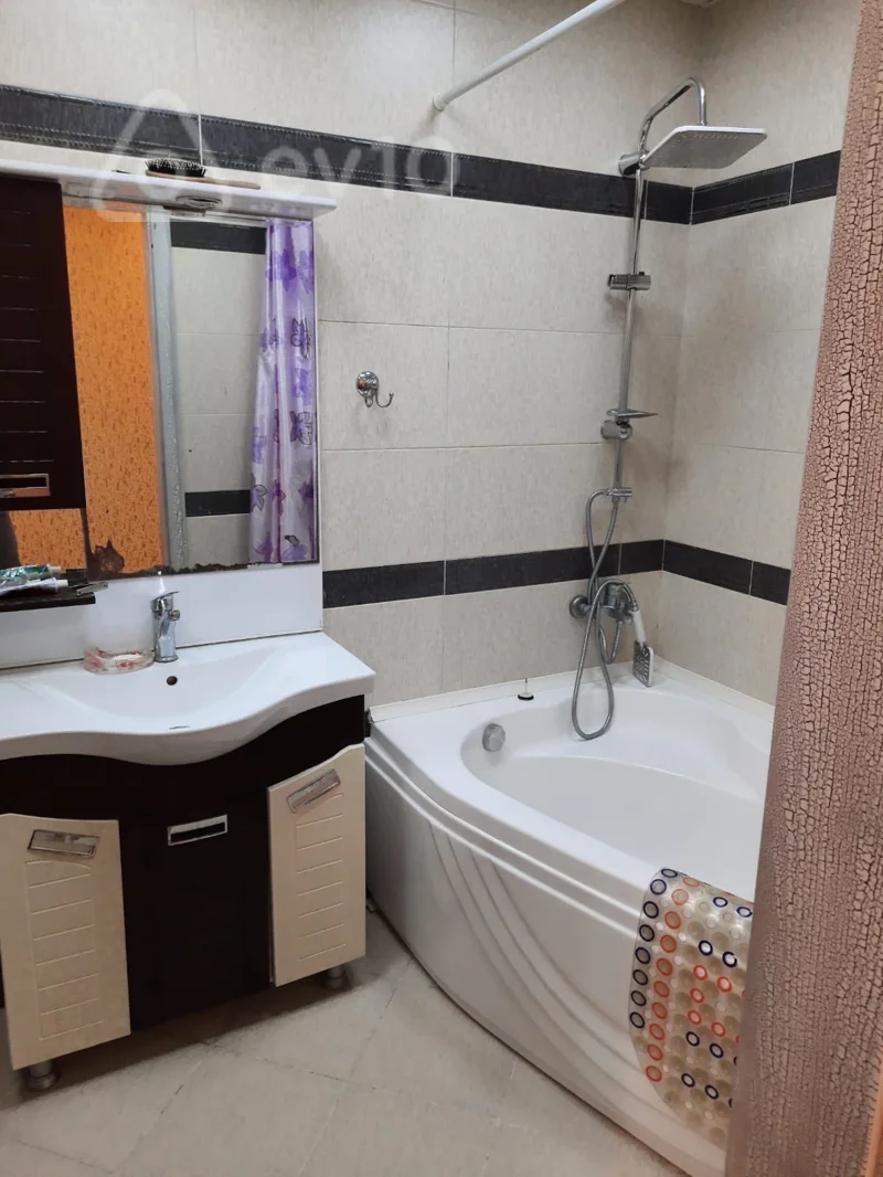 3 otaqlı mənzil, 138 m², İlqar Zülfüqarov küç — kirayə — Mənzil, Bakı (12)
