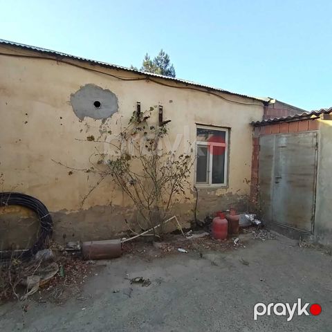 Həyət evi, Balaxanı qəs — Bakı