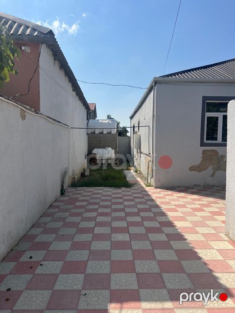 Satılır 4 otaqlı həyət evi/bağ evi 110 m² — Bakı