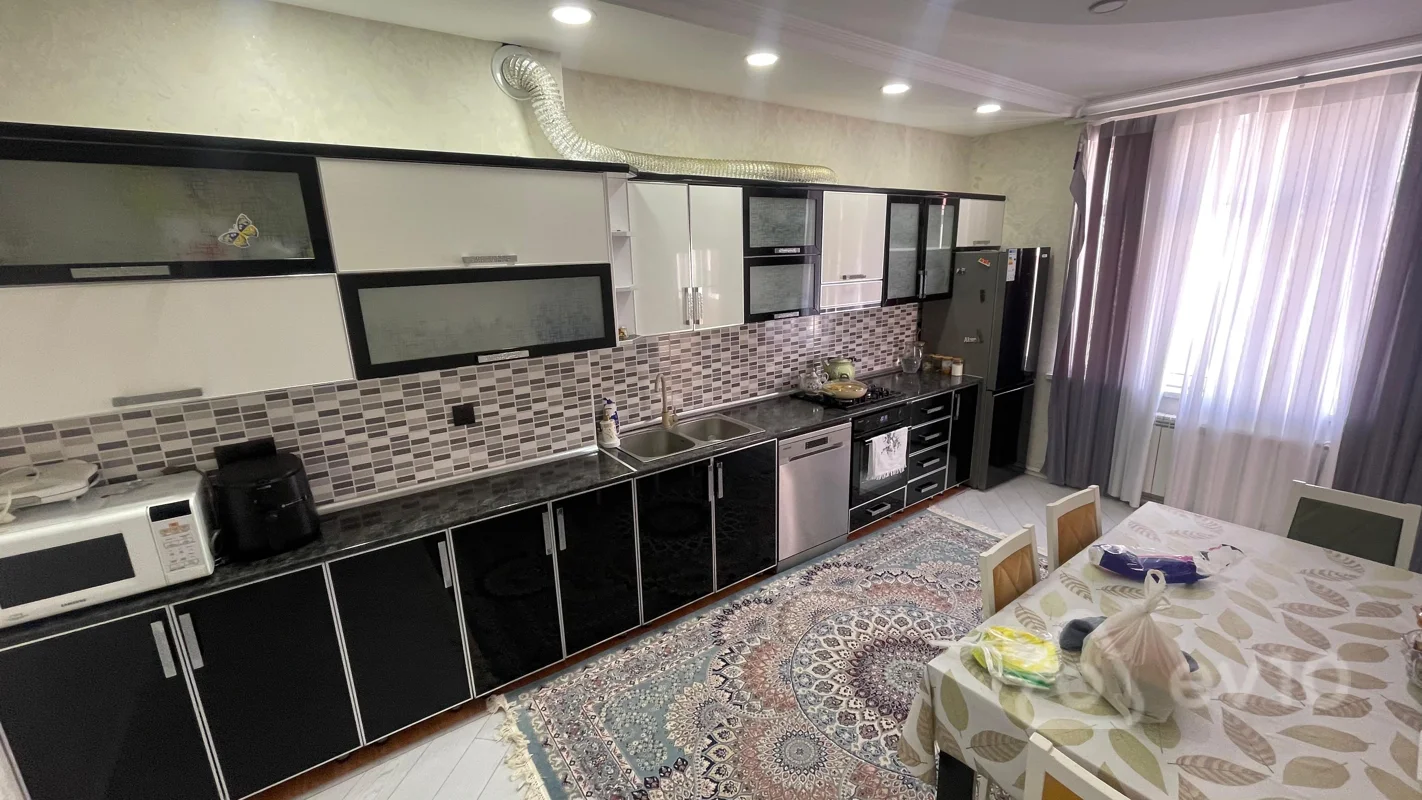 4 otaqlı mənzil, 135 m², Məhəmməd Hadi küçəsi — Mənzil, Bakı (5)