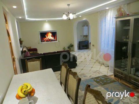 Satılır 5 otaqlı həyət evi/bağ evi 150 m² — Bakı