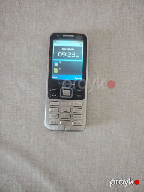 Samsung 2 GB Memory Capacity, rəng - Gümüşü, İki sim kartlı — Bakı