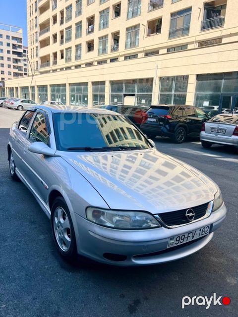 Opel Vectra, 1.8 L, 2000 il, 600 000 km — Sumqayıt