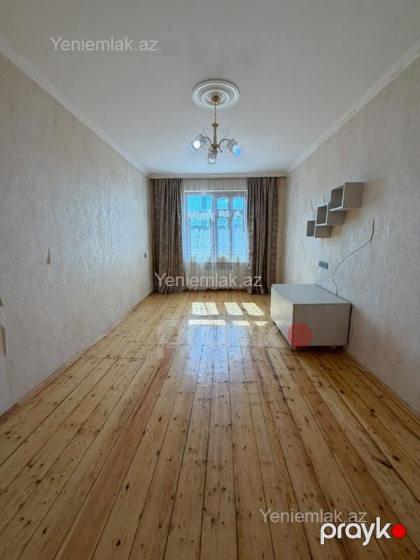 Satılır 2 otaqlı Bina evi menzil (Köhnə tikili), 65 m², Xətai rayonu — Mənzil, Bakı (2)