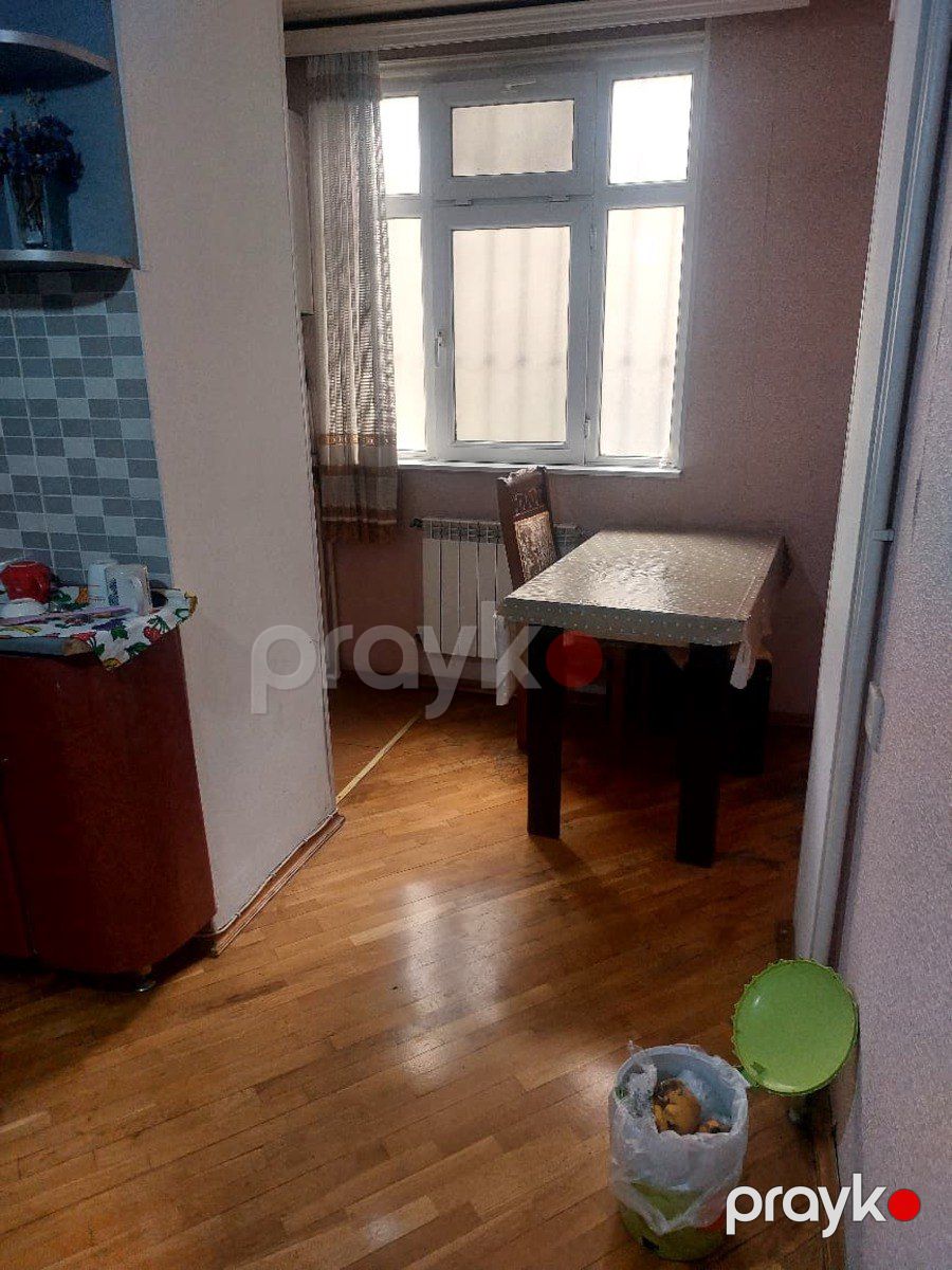 Satılır 2 otaqlı köhnə tikili 70 m² — Mənzil, Bakı (6)