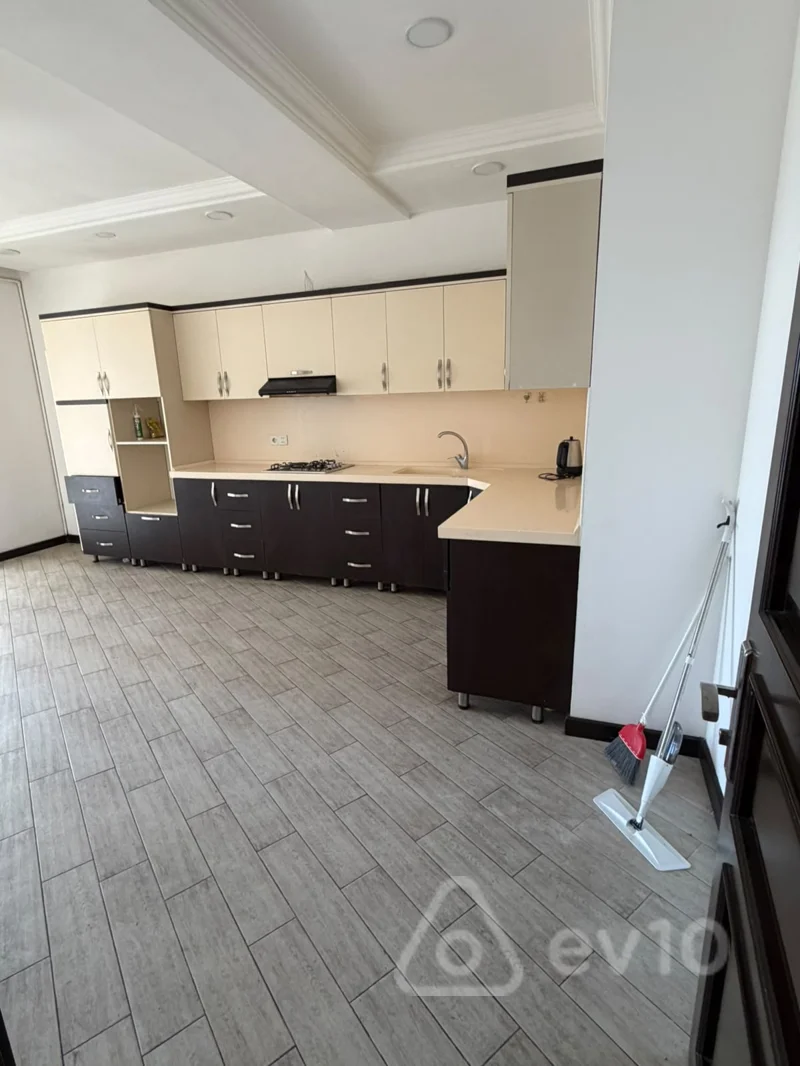 4 otaqlı mənzil, 180 m², пр Зардаби — kirayə — Mənzil, Bakı (4)