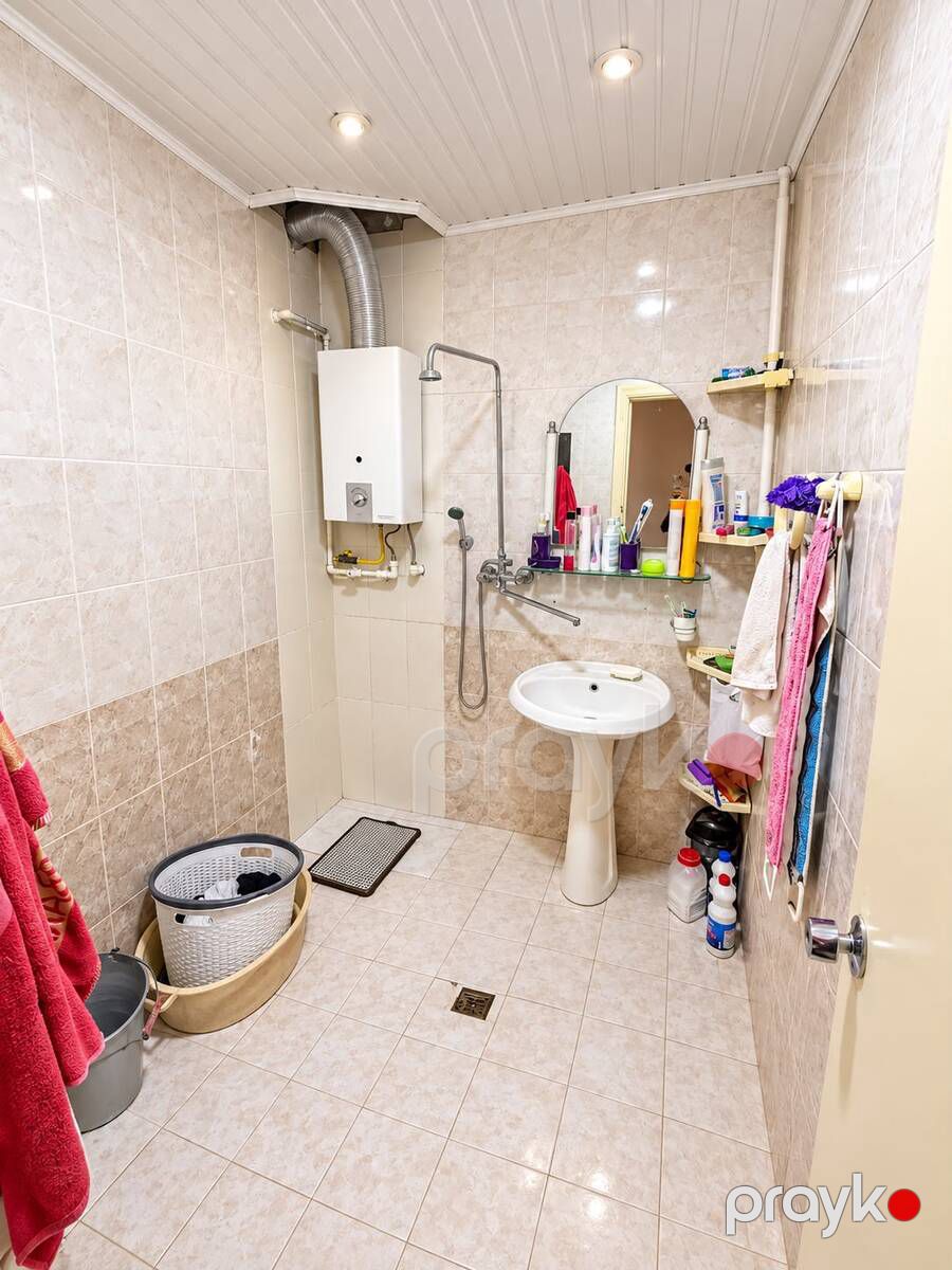 Satılır 4 otaqlı köhnə tikili 115 m² — Mənzil, Bakı (10)