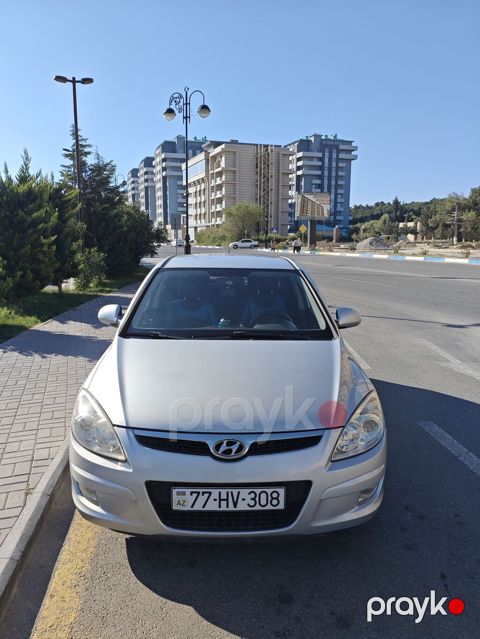 Hyundai i30: 1.6 l 2007 il Hetçbek — Sumqayıt