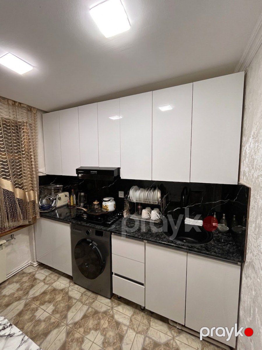 Satılır 2 otaqlı köhnə tikili 50 m² — Mənzil, Bakı (6)