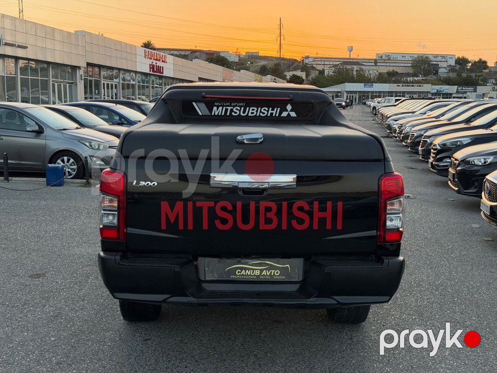 Mitsubishi L200, 2.4 L, 2021 il, 158 000 km — Avtomobillər, Bakı (9)
