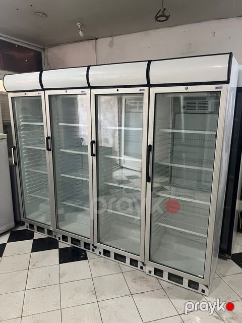 Soyuducu vitrin Uğur — Bakı