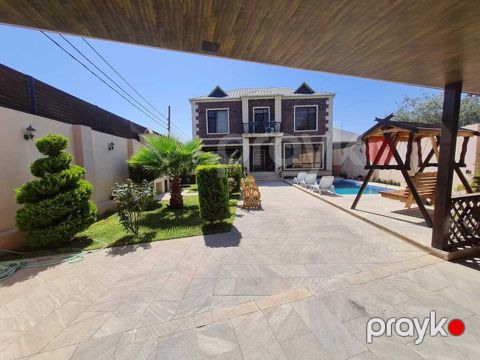 Satılır 5 otaqlı həyət evi/bağ evi 250 m² — Bakı