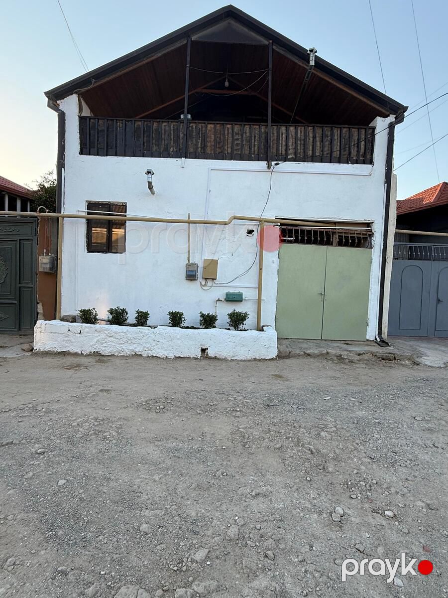 Satılır 5 otaqlı həyət evi/bağ evi 200 m² — Ev, villa, Bakı (2)