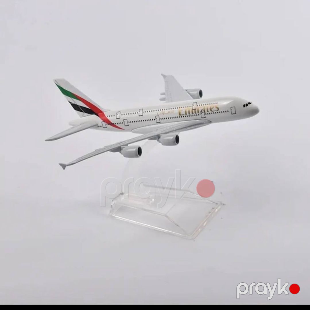 Kolleksiya fiquru Emirates Airbus A380, 13.5x15.5x8 sm — Mallar, Bakı (2)