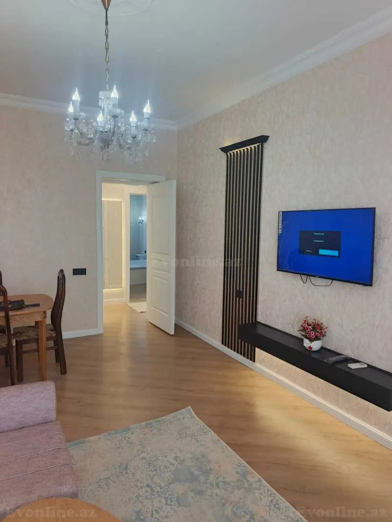 Satılır 2 otaqlı Mənzil Köhnə tikili 62 m² Bakı, Nərimanov r — Bakı