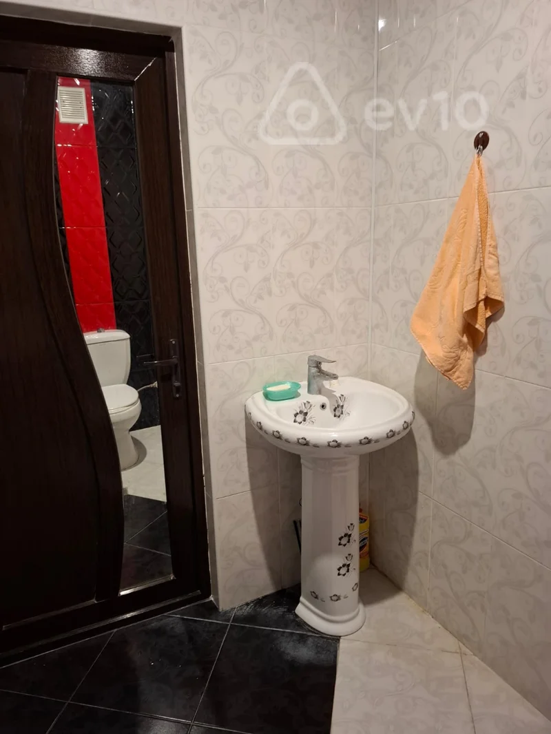 3 otaqlı mənzil, 100 m², Behruz Nuriyev — Mənzil, Bakı (8)