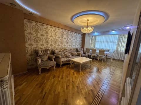 Satılır 3 otaqlı yeni tikili 130 m² — Bakı