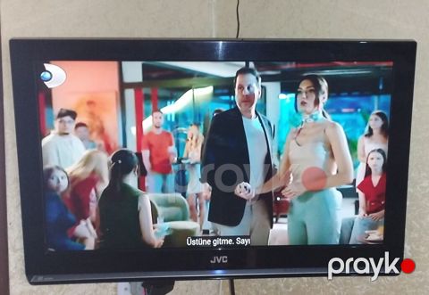 JVC LCD televizor - Ekran ölçüsü: təxminən 32" (81 sm) diaqonal — Sumqayıt