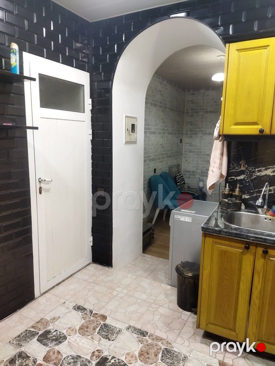 Satılır 1 otaqlı köhnə tikili 40 m² — Mənzil, Bakı (7)