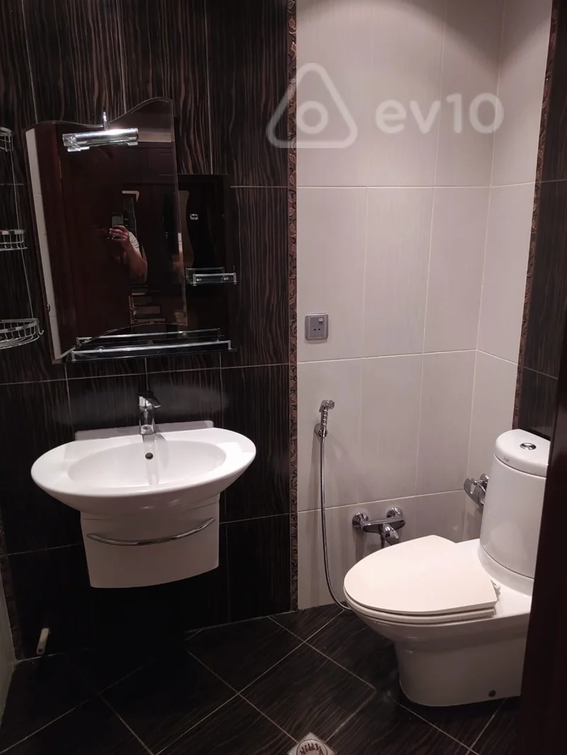 5 otaqlı mənzil, 221 m², Bülbül pr. — kirayə — Mənzil, Bakı (9)