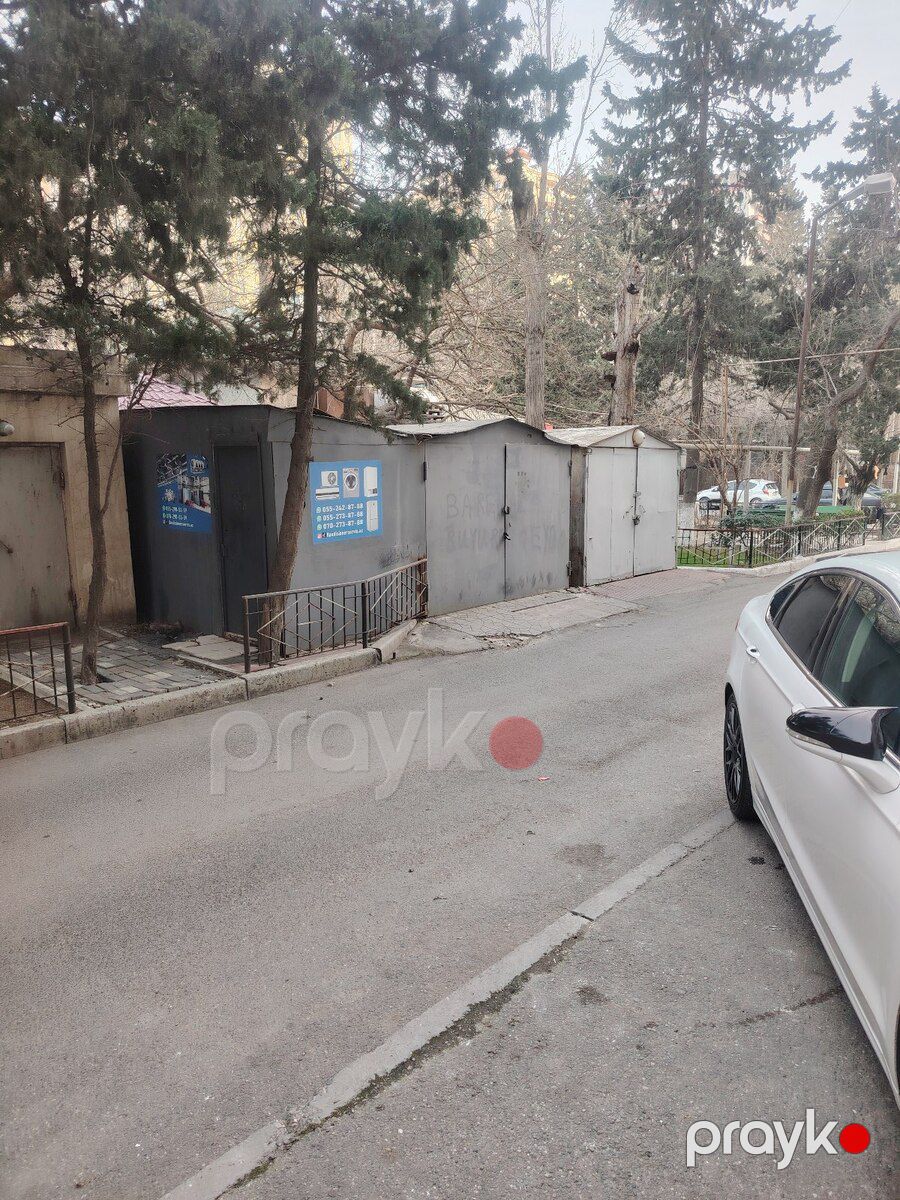 Qaraj, Həsən Əliyev k — Garaj, Bakı (2)