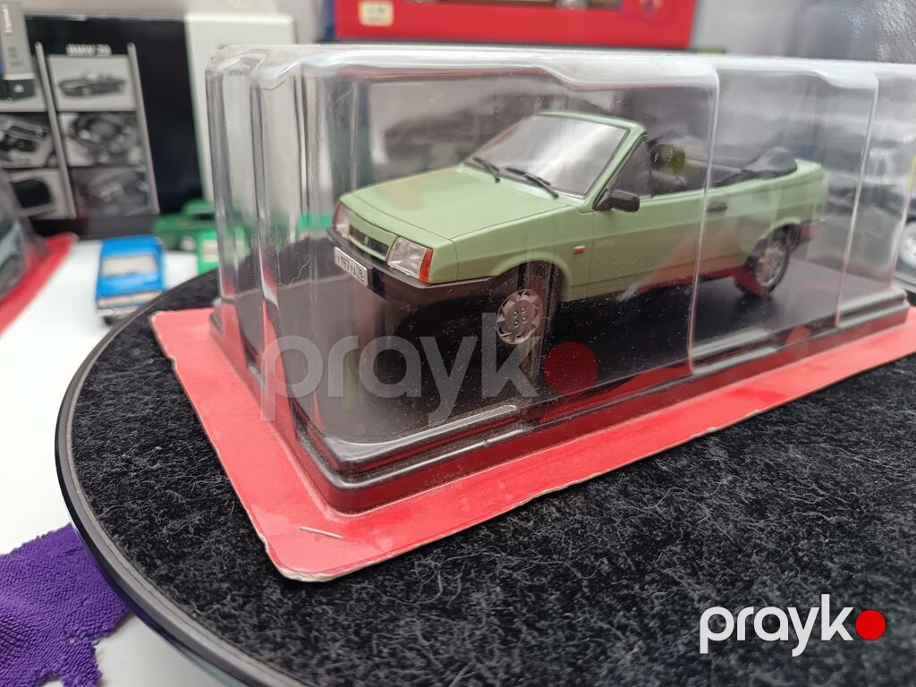 Kolleksionerlər üçün xüsusi təklif Mercedes-Benz W114| 1:24 — Modellar, Masazır (3)