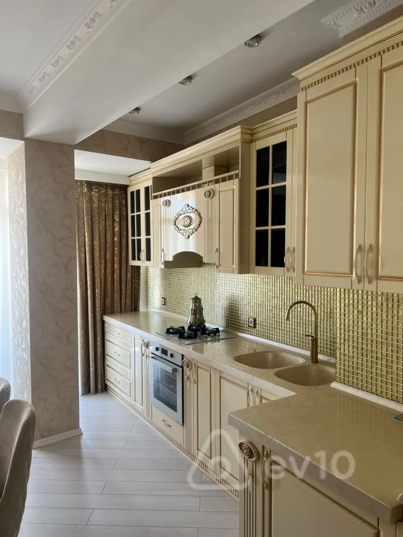 2 otaqlı mənzil, 110 m², Salatın Əsgərova kucesi — kirayə — Mənzil, Bakı (2)