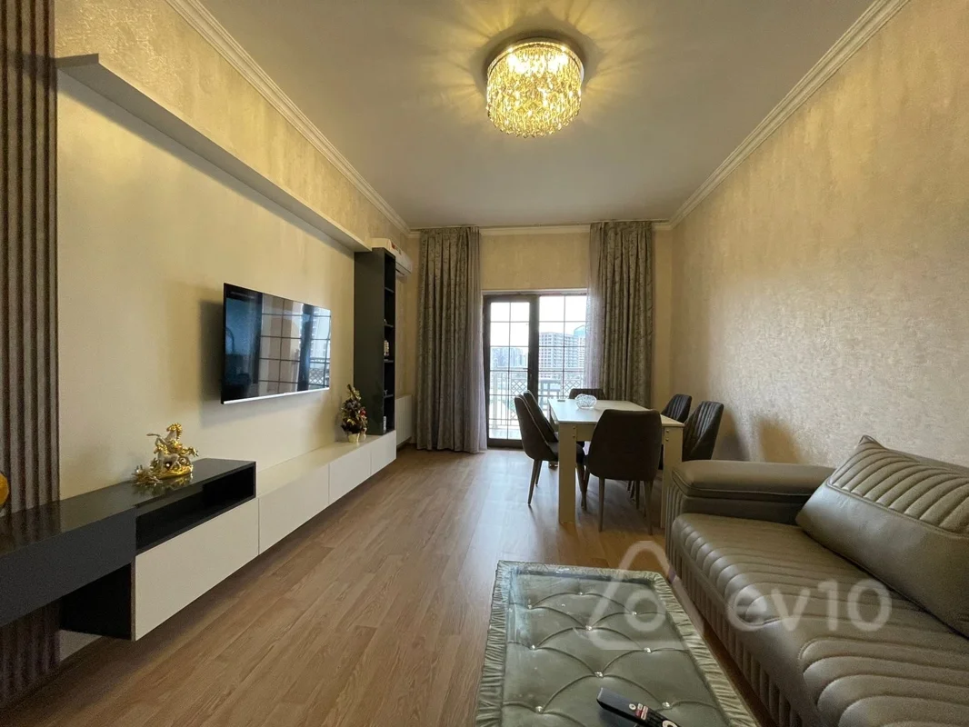 3 otaqlı mənzil, 120 m², Qarabağ küçesi. — kirayə — Mənzil, Bakı (2)