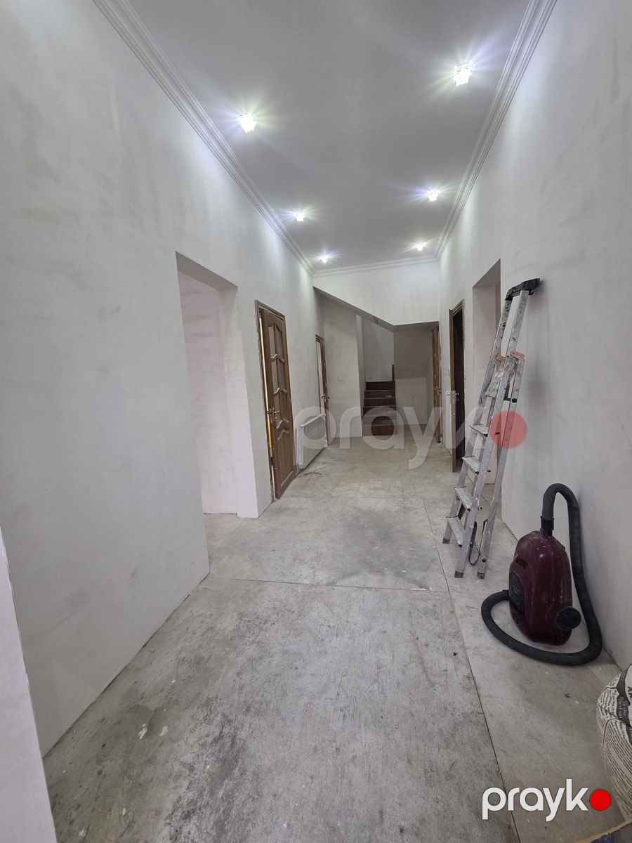 Satılır 5 otaqlı həyət evi/bağ evi 200 m² — Ev, villa, Bakı (6)