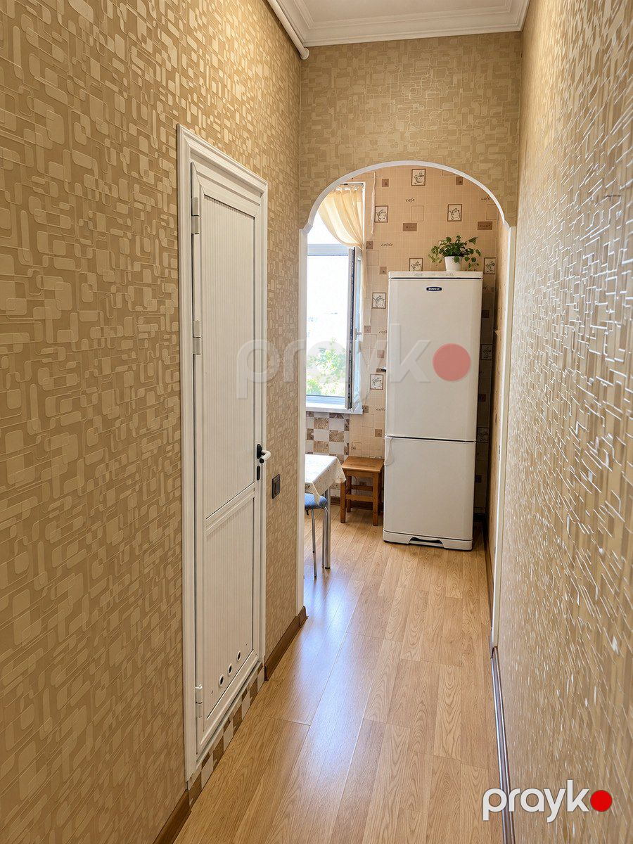Satılır 1 otaqlı köhnə tikili 40 m² — Mənzil, Bakı (7)