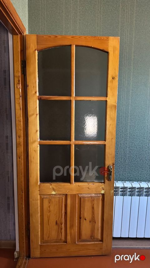 Şüşəli taxta otaq qapısı 2 ededdir — Bakı