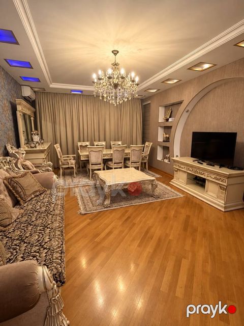 Satılır 4 otaqlı yeni tikili 147 m² — Bakı