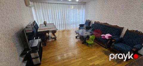 4-otaqlı mənzil, Mikayıl Müşfiq küç., 110 m² — Bakı