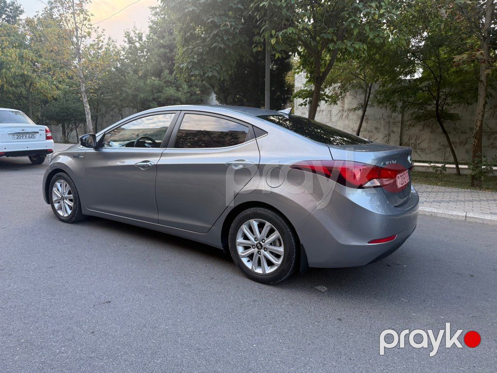 Hyundai Avante, 1.6 L, 2015 il, 194 000 km — Avtomobillər, Gəncə (7)