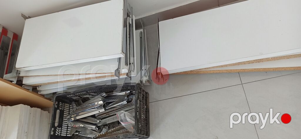 Dükan üçün vitrin rəfləri - Material: laminatlı Dsp/ldsp ağ panellər — Ağac məmulatı, Bakı (3)