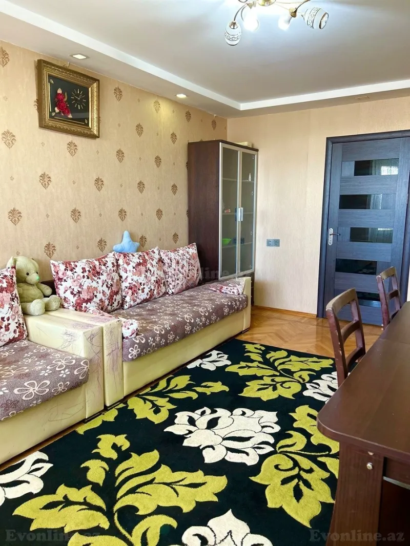 Satılır 3 otaqlı Mənzil Köhnə tikili 80 m² Bakı, Xətai r., Həzi Aslanov m., Həzi Aslanov — Mənzil, Bakı (2)