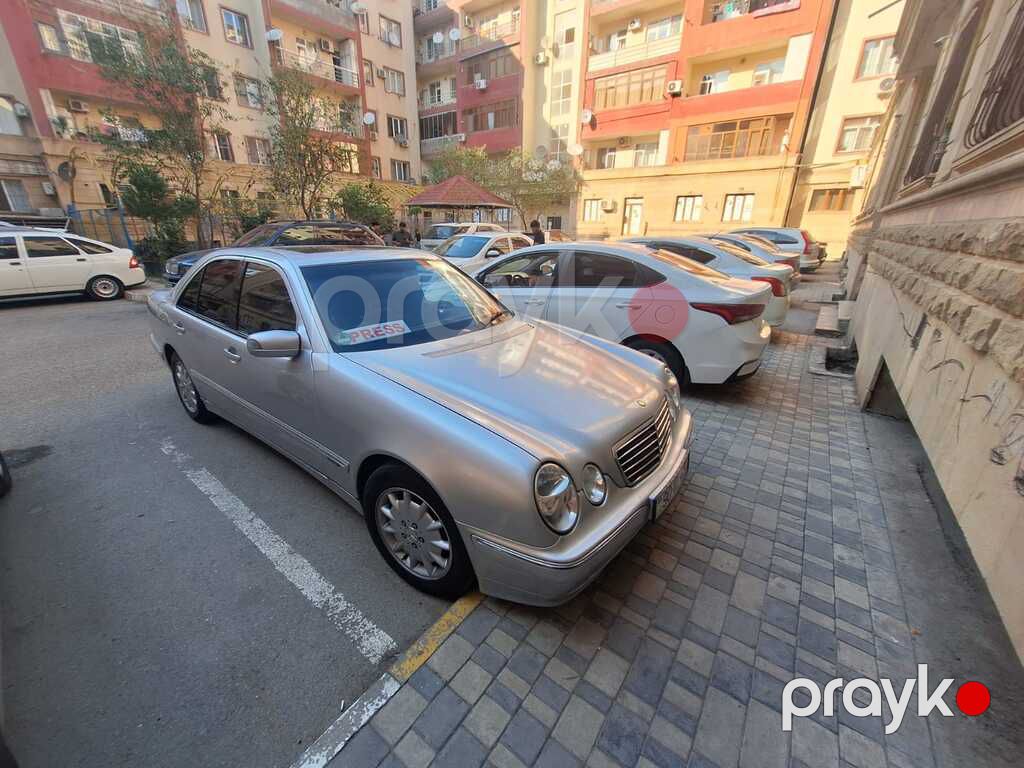 Mercedes E 240, 2.4 L, 2000 il, 442 000 km — Avtomobillər, Bakı (3)