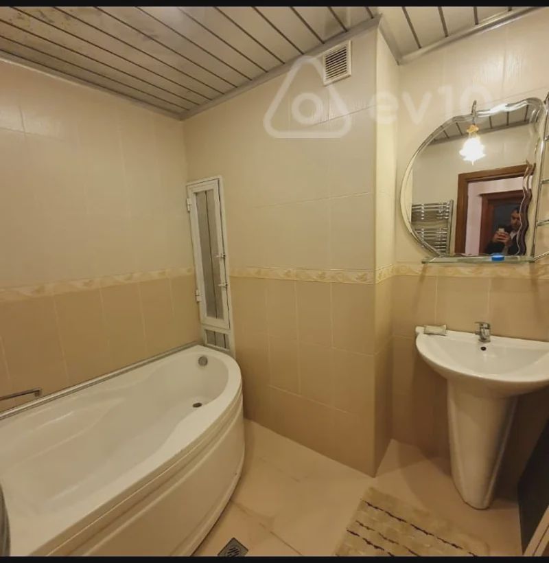 For sale: 2-room apartment (new building), 100 m² — Mənzil, Bakı (8)