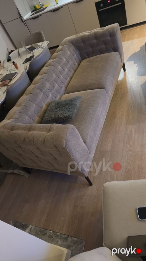 Divan 350azn. Alinib 1400azn. Unvan ag seher Nigaz — Mehdiabad