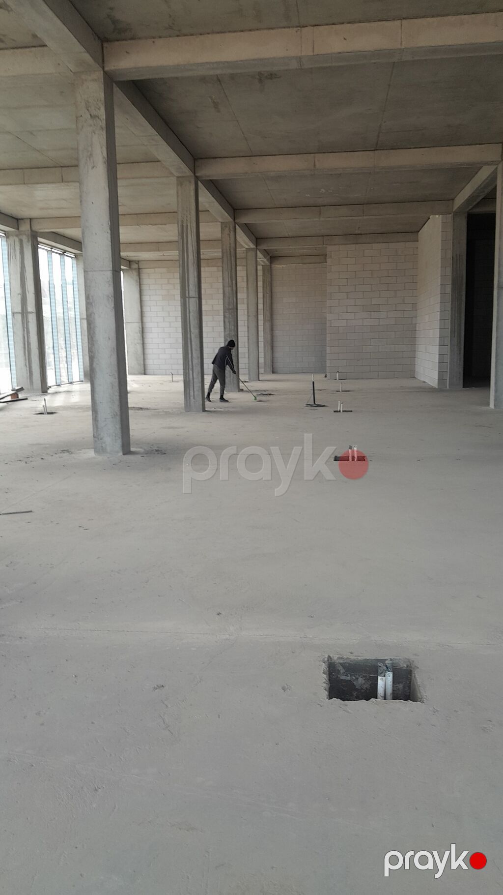 Styaşka (döşəmə betonlama) xidməti – Anar Usta - Lazerli səviyyə və — Döşəmə və tavan işləri, Bakı (4)