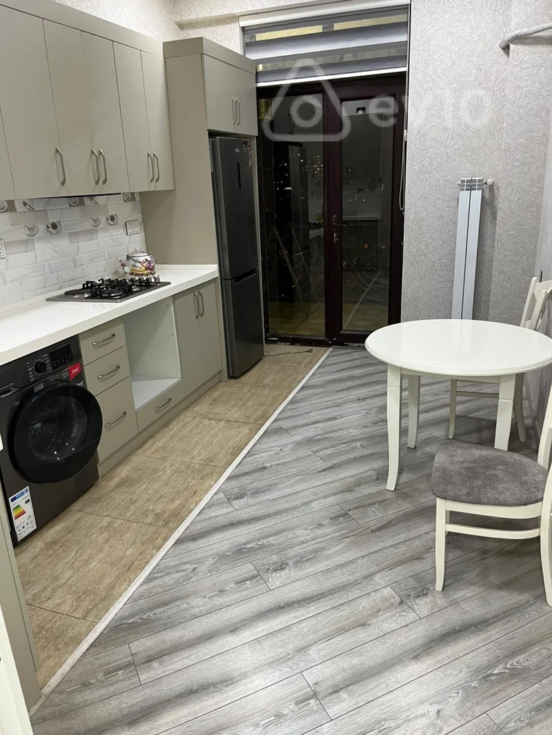 2 otaqlı mənzil, 95 m², Ceyhun Hacıbəyli küç — kirayə — Mənzil, Bakı (6)