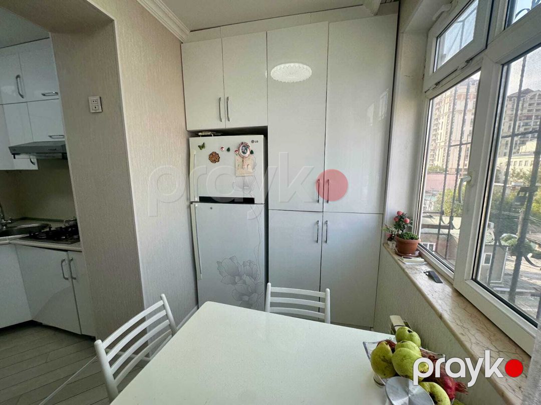 Satılır 3 otaqlı köhnə tikili 80 m² — Mənzil, Bakı (12)