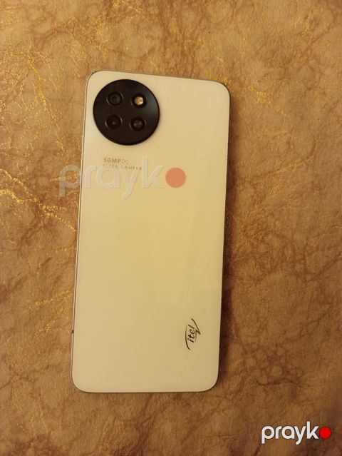 Tecno Camon Pro, 128 GB, rəng - Ağ, Sənədlərlə — Masazır